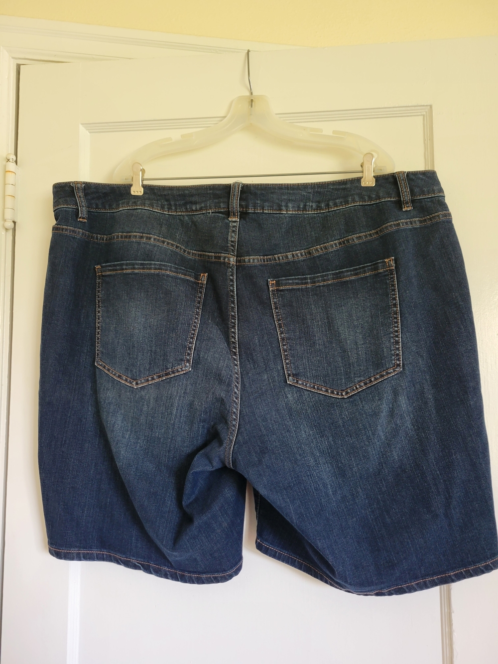 Women Lane Bryant Dark Wash Denim Bermuda Shorts Size 24 - Picture 8 of 10
